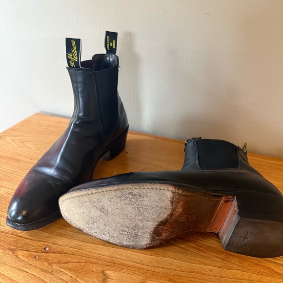 Vintage R.M. Williams Chelsea Boot "Macquarie" Style, block heel - Barely Used.! - Picture 3 of 15